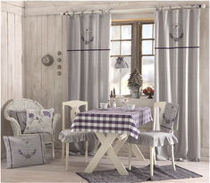 窗帘与靠垫的北欧风协奏 打造简约舒适的布艺家居